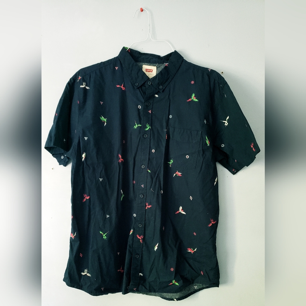 Levi Strauss & Co Parrot Print Black Short-Sleeved Button-Up Shirt
